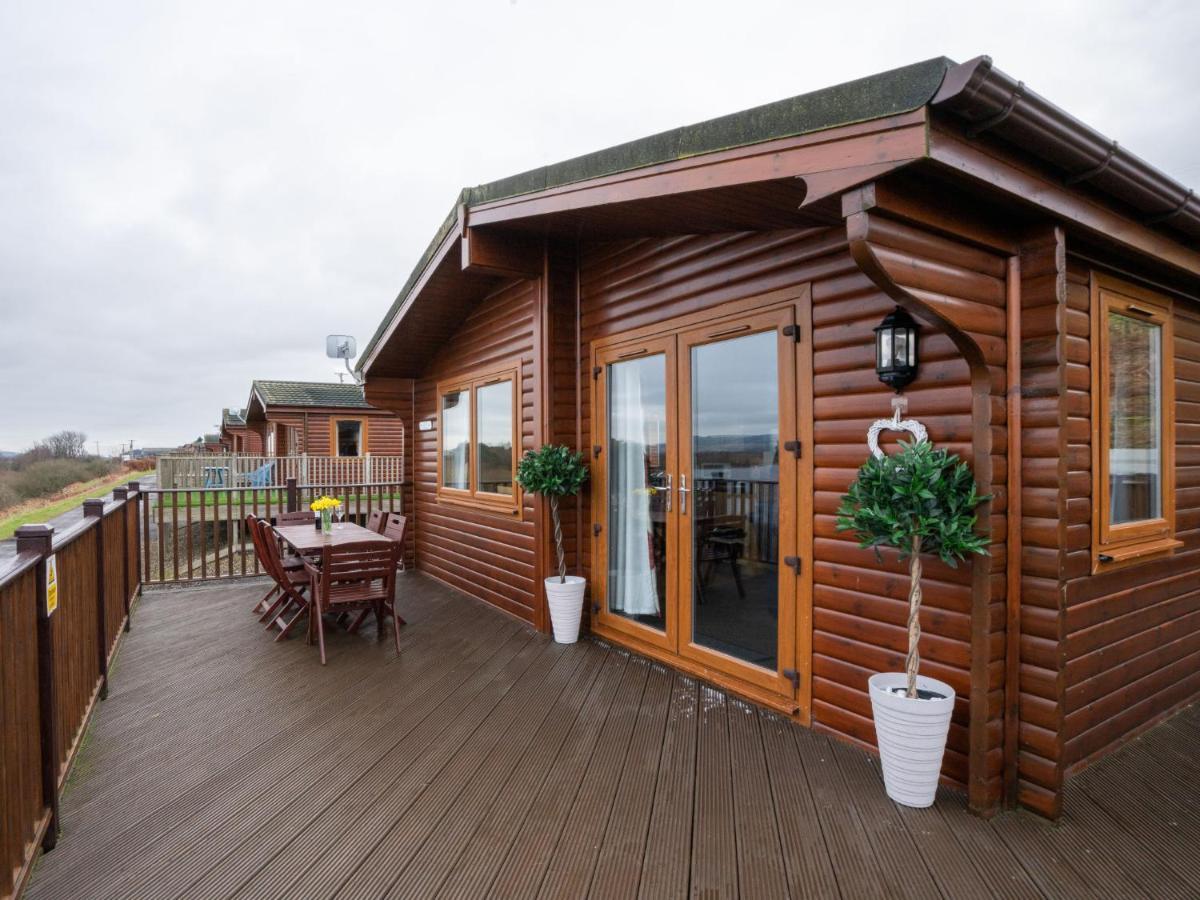 Chalet Loch Leven Lodge 12 By Interhome Kinross ภายนอก รูปภาพ