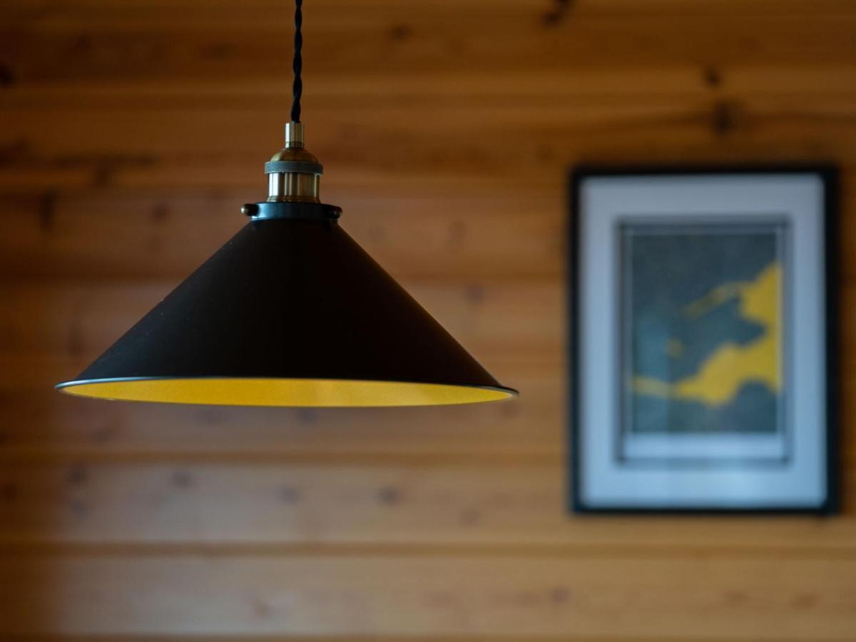 Chalet Loch Leven Lodge 12 By Interhome Kinross ภายนอก รูปภาพ