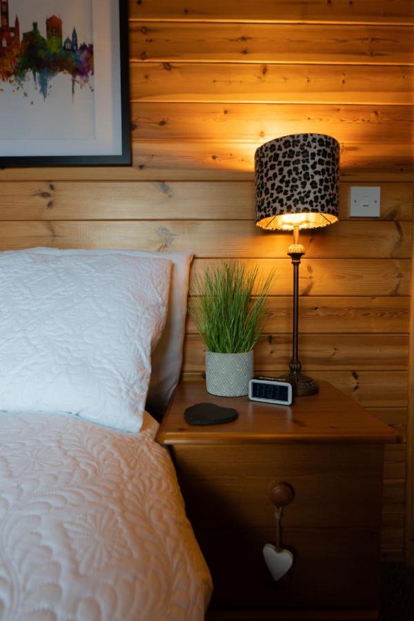 Chalet Loch Leven Lodge 12 By Interhome Kinross ภายนอก รูปภาพ